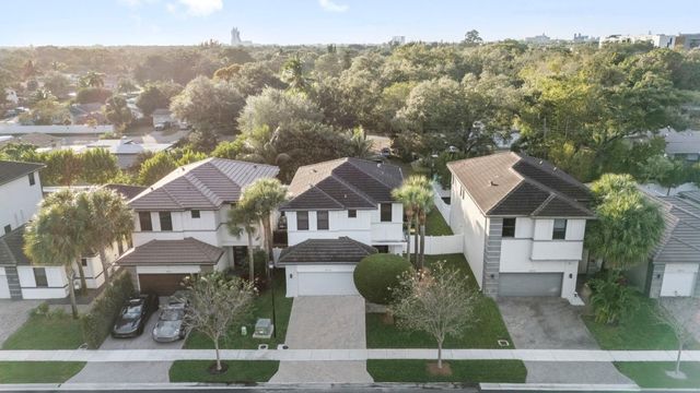 4919 Whispering Way, Fort Lauderdale, FL 33312