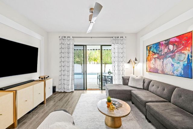 4919 Whispering Way, Fort Lauderdale, FL 33312