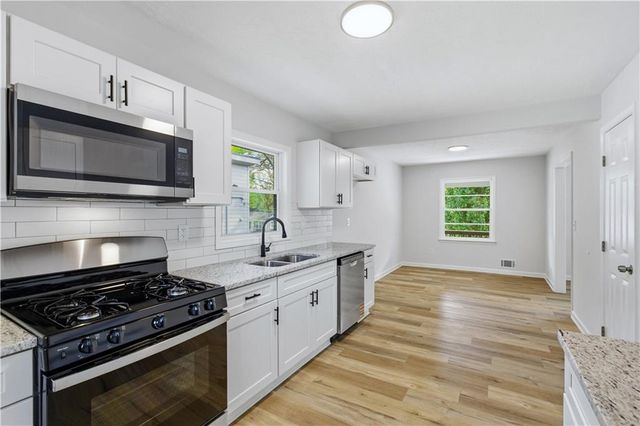 612 Robert Street NW, Atlanta, GA 30318