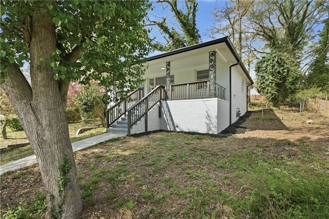 612 Robert Street NW, Atlanta, GA 30318