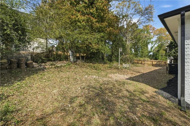 612 Robert Street NW, Atlanta, GA 30318