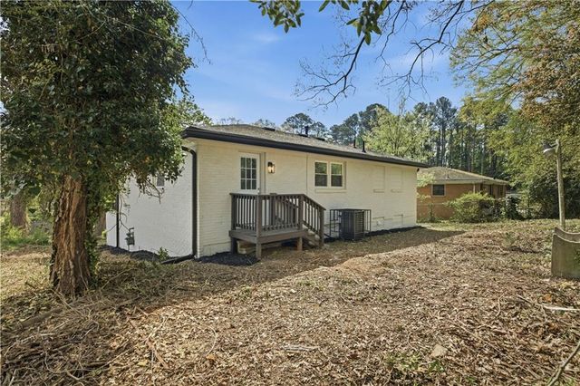 612 Robert Street NW, Atlanta, GA 30318