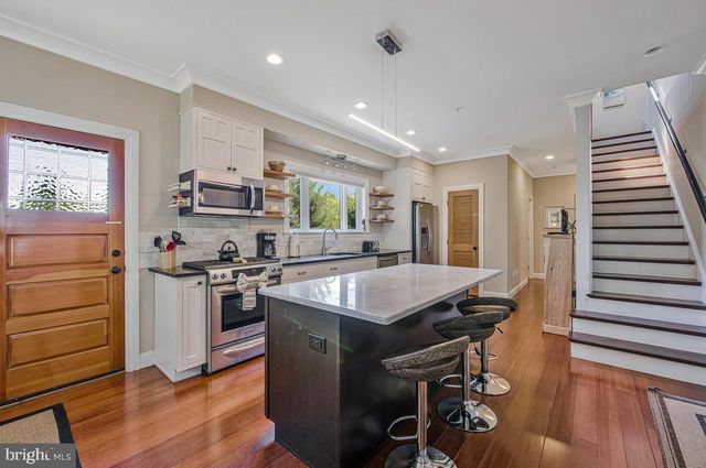 219 LOCKWOOD CT, Annapolis, MD 21403