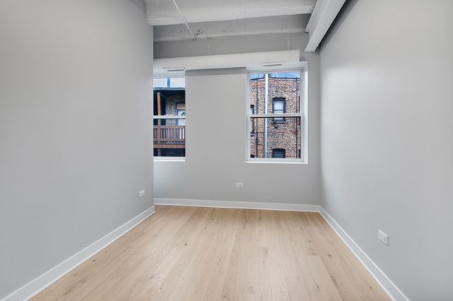 4637 N Ashland Avenue 302, Chicago, IL 60640