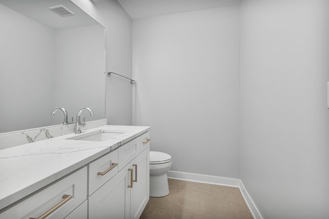 4637 N Ashland Avenue 302, Chicago, IL 60640