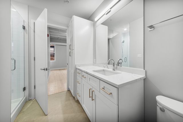 4637 N Ashland Avenue 302, Chicago, IL 60640