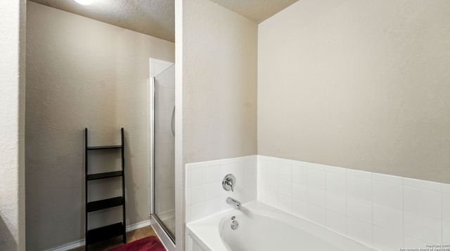 4006 Espada Ledge, San Antonio, TX 78222