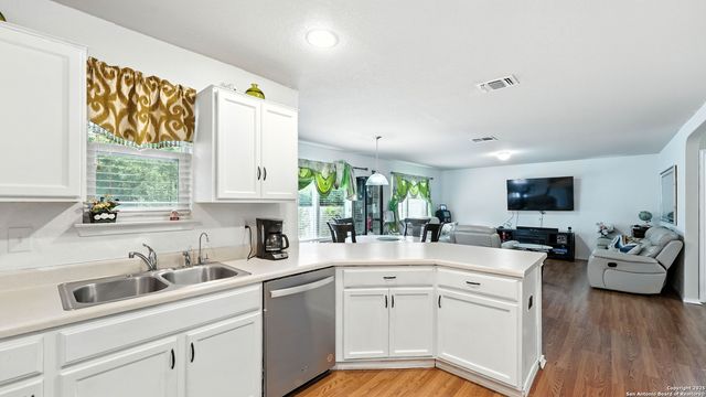 4006 Espada Ledge, San Antonio, TX 78222