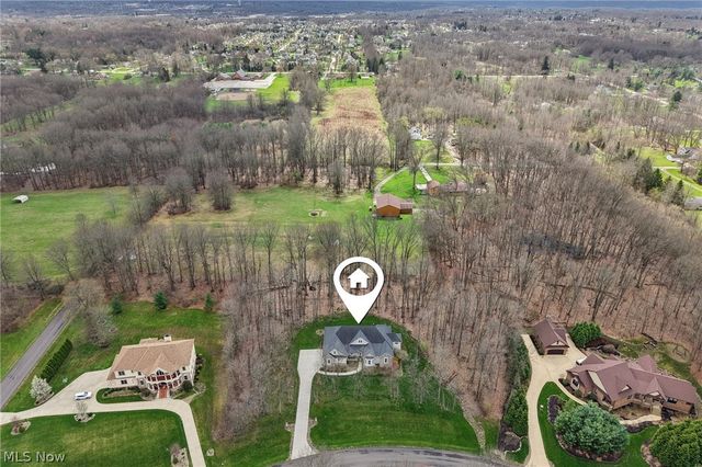 380 Crown Ridge Drive, Cuyahoga Falls, OH 44223