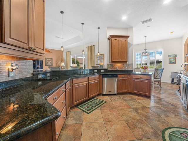4064 PHOENICIAN WAY, Winter Haven, FL 33884