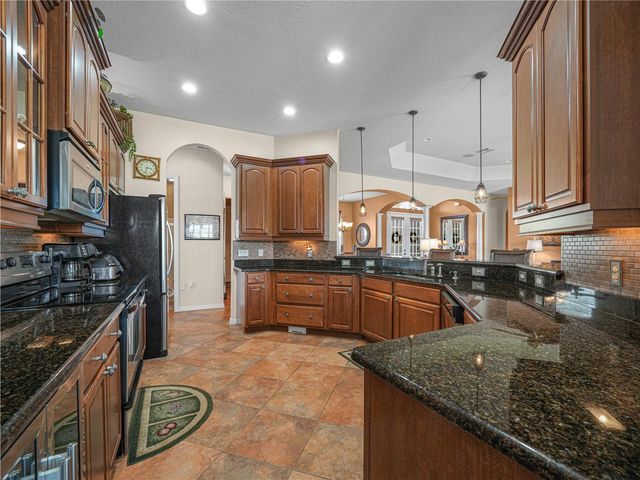4064 PHOENICIAN WAY, Winter Haven, FL 33884