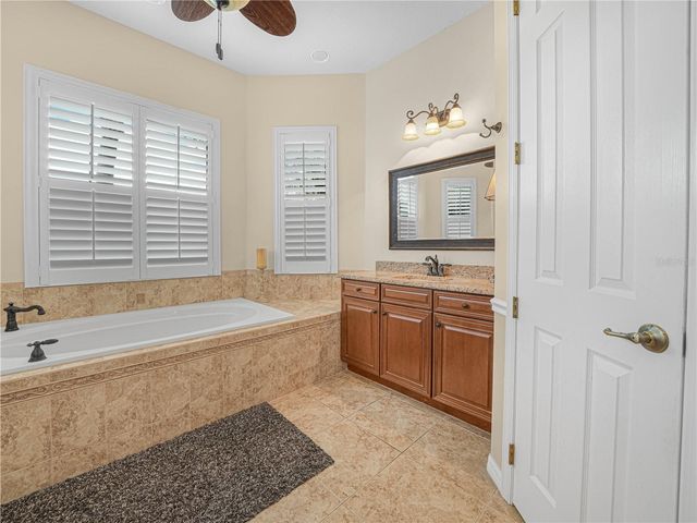 4064 PHOENICIAN WAY, Winter Haven, FL 33884