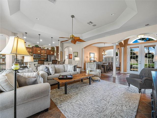4064 PHOENICIAN WAY, Winter Haven, FL 33884