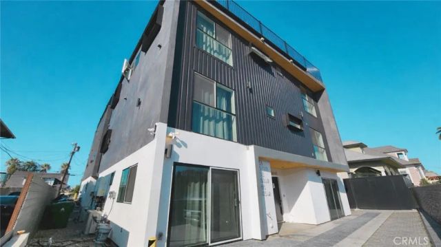 351 S State, Los Angeles, CA 90033