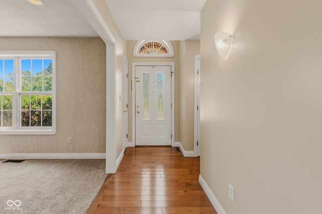 4420 Princeton Park Drive, Columbus, IN 47201
