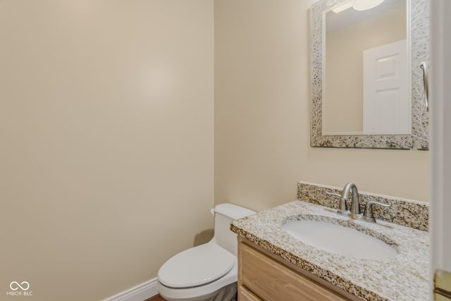 4420 Princeton Park Drive, Columbus, IN 47201