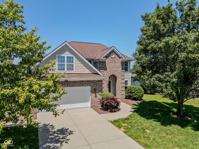 4420 Princeton Park Drive, Columbus, IN 47201