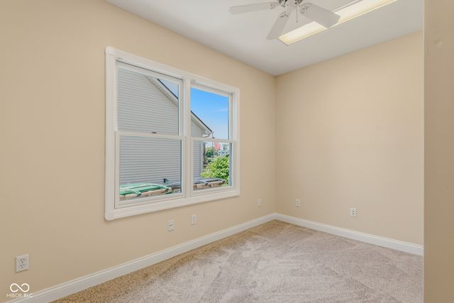 4420 Princeton Park Drive, Columbus, IN 47201