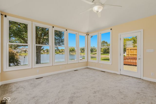 4420 Princeton Park Drive, Columbus, IN 47201