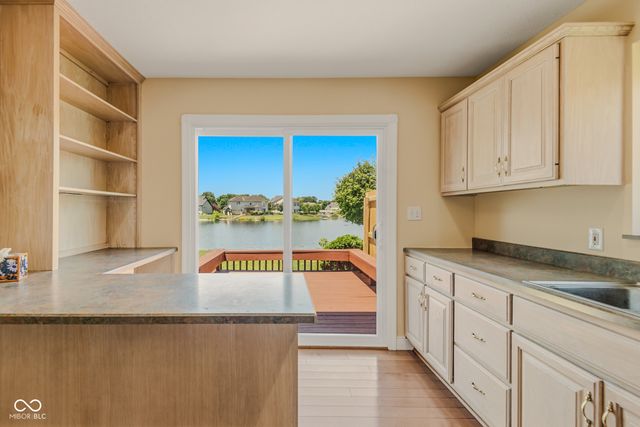 4420 Princeton Park Drive, Columbus, IN 47201