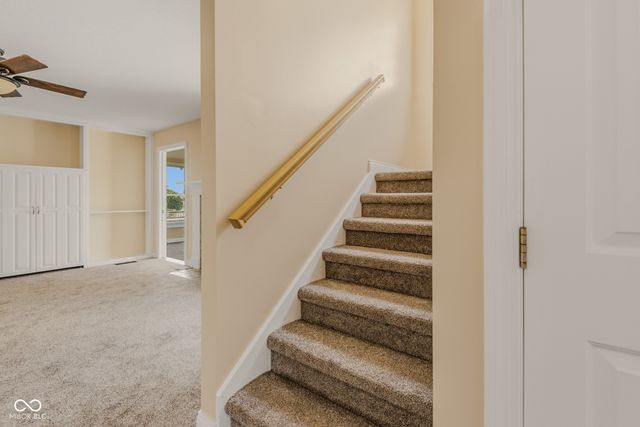 4420 Princeton Park Drive, Columbus, IN 47201