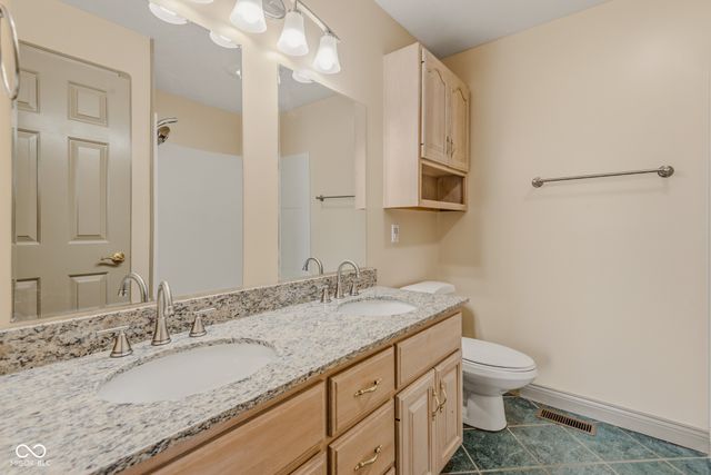 4420 Princeton Park Drive, Columbus, IN 47201
