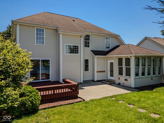4420 Princeton Park Drive, Columbus, IN 47201