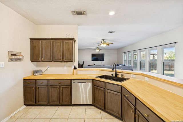 1214 Tetford, San Antonio, TX 78253