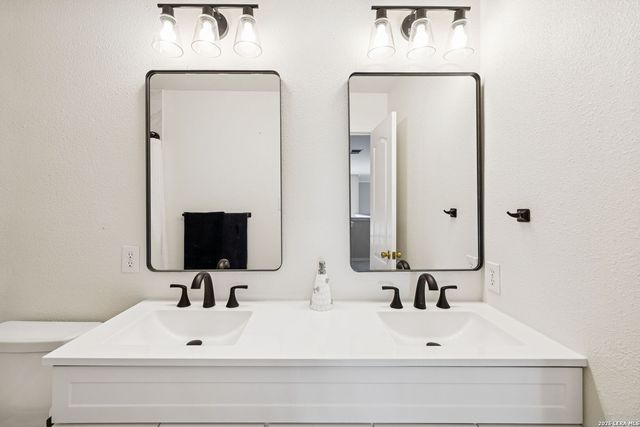 1214 Tetford, San Antonio, TX 78253