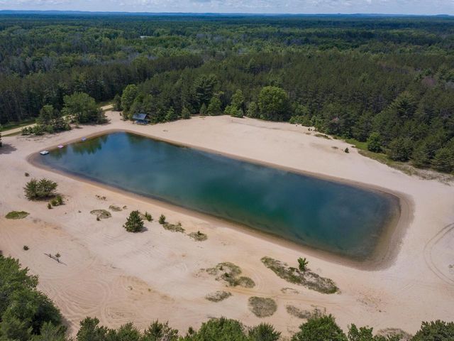 N8656 Lake Court, New Lisbon, WI 53950