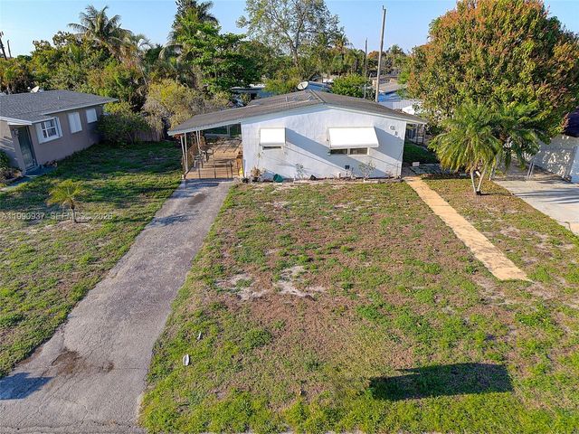 6115 SW 2nd St, Margate, FL 33068