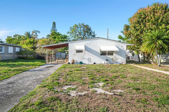 6115 SW 2nd St, Margate, FL 33068