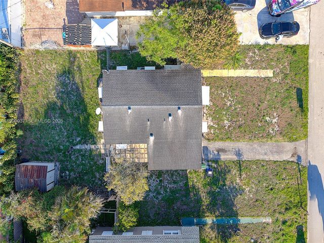 6115 SW 2nd St, Margate, FL 33068