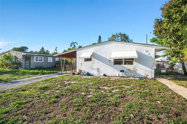 6115 SW 2nd St, Margate, FL 33068