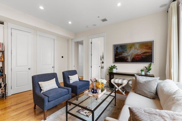 115 B Street 4, Boston, MA 02127