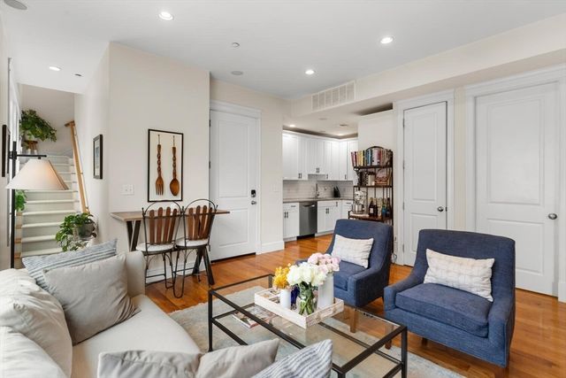 115 B Street 4, Boston, MA 02127