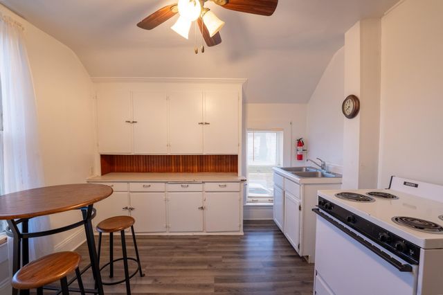 503 N Dewey Street, Eau Claire, WI 54703