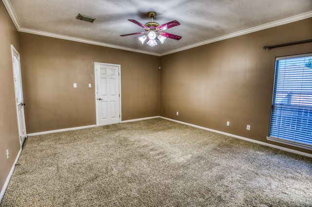 2706 Victory Lane, Brenham, TX 77833