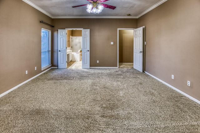 2706 Victory Lane, Brenham, TX 77833