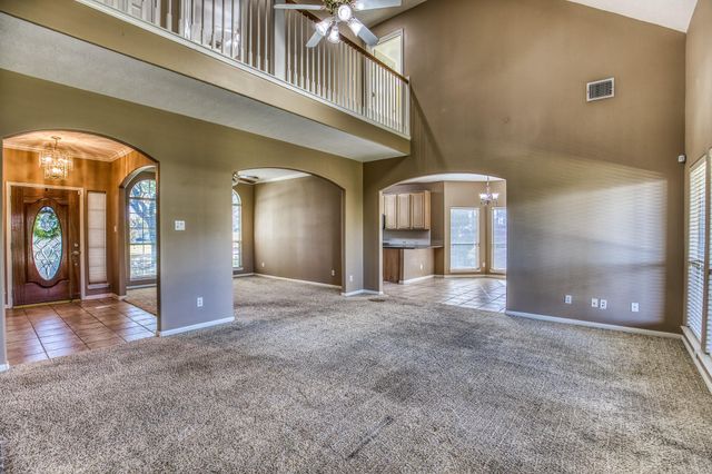 2706 Victory Lane, Brenham, TX 77833