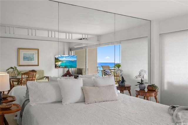 1777 Ala Moana Boulevard 836, Honolulu, HI 96815