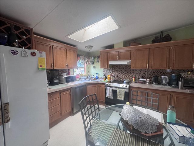 21170 SE 67TH PLACE, Morriston, FL 32668