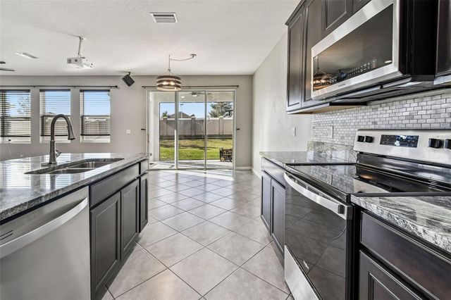 8389 BOWER BASS CIRCLE, Wesley Chapel, FL 33545