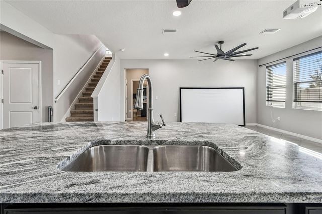 8389 BOWER BASS CIRCLE, Wesley Chapel, FL 33545