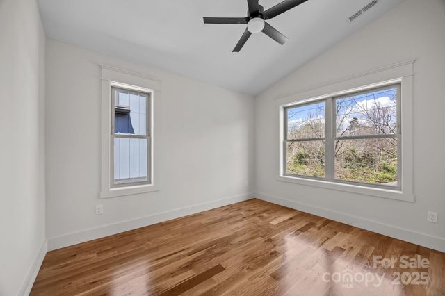 93 Glendale Avenue, Asheville, NC 28803