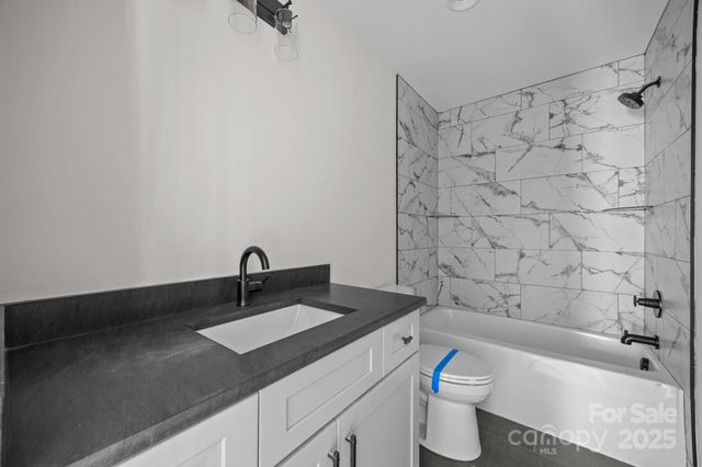 93 Glendale Avenue, Asheville, NC 28803