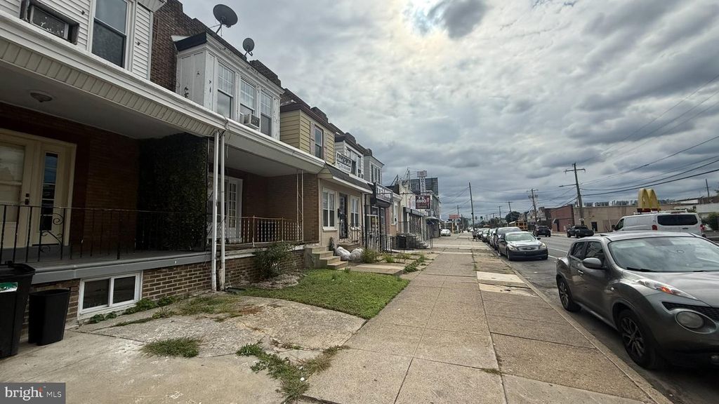 6439 TORRESDALE AVE, Philadelphia, PA 19135 — photo 4