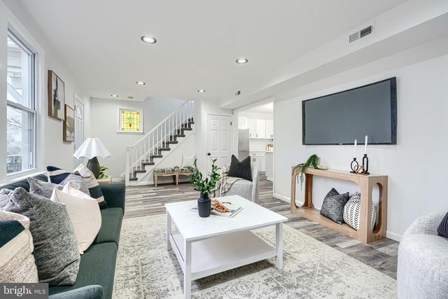 2911 VERMONT AVE, Halethorpe, MD 21227