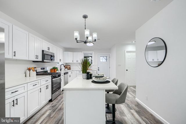 2911 VERMONT AVE, Halethorpe, MD 21227