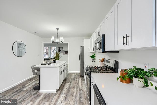 2911 VERMONT AVE, Halethorpe, MD 21227